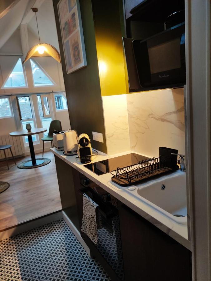 Apartament Studio Jeanne L Rouen Zewnętrze zdjęcie